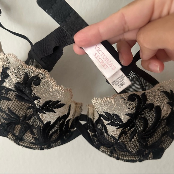 Vintage Victoria’s Secret Lace Black and Tan Bra 36b - Picture 4 of 7